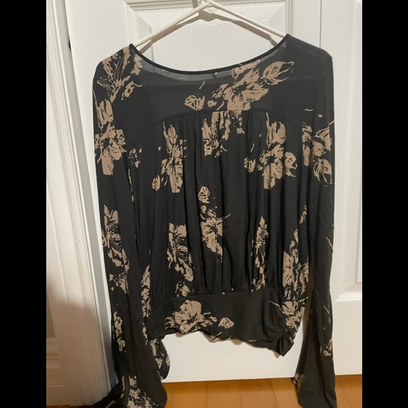 Free People Fiona Boho Floral Surplice Bell Sleeve Blouse - Picture 4 of 5